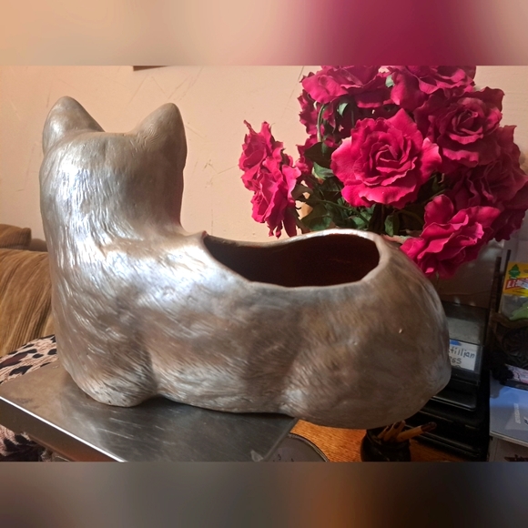 Vintage  Pottery Planter Cat Shape - Picture 5 of 11